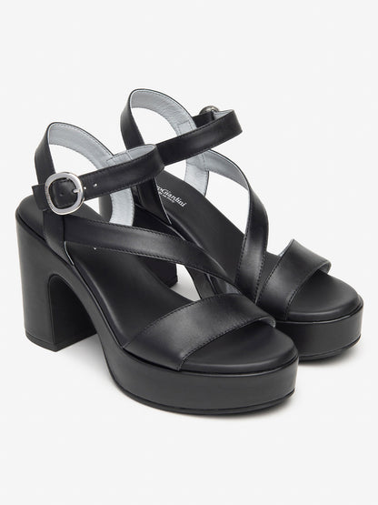 SANDALO IN PELLE NERO GIARDINI DONNA NERO