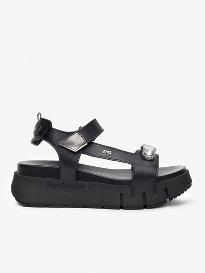 Sandalo platform con strass Nero Giardini da donna nero