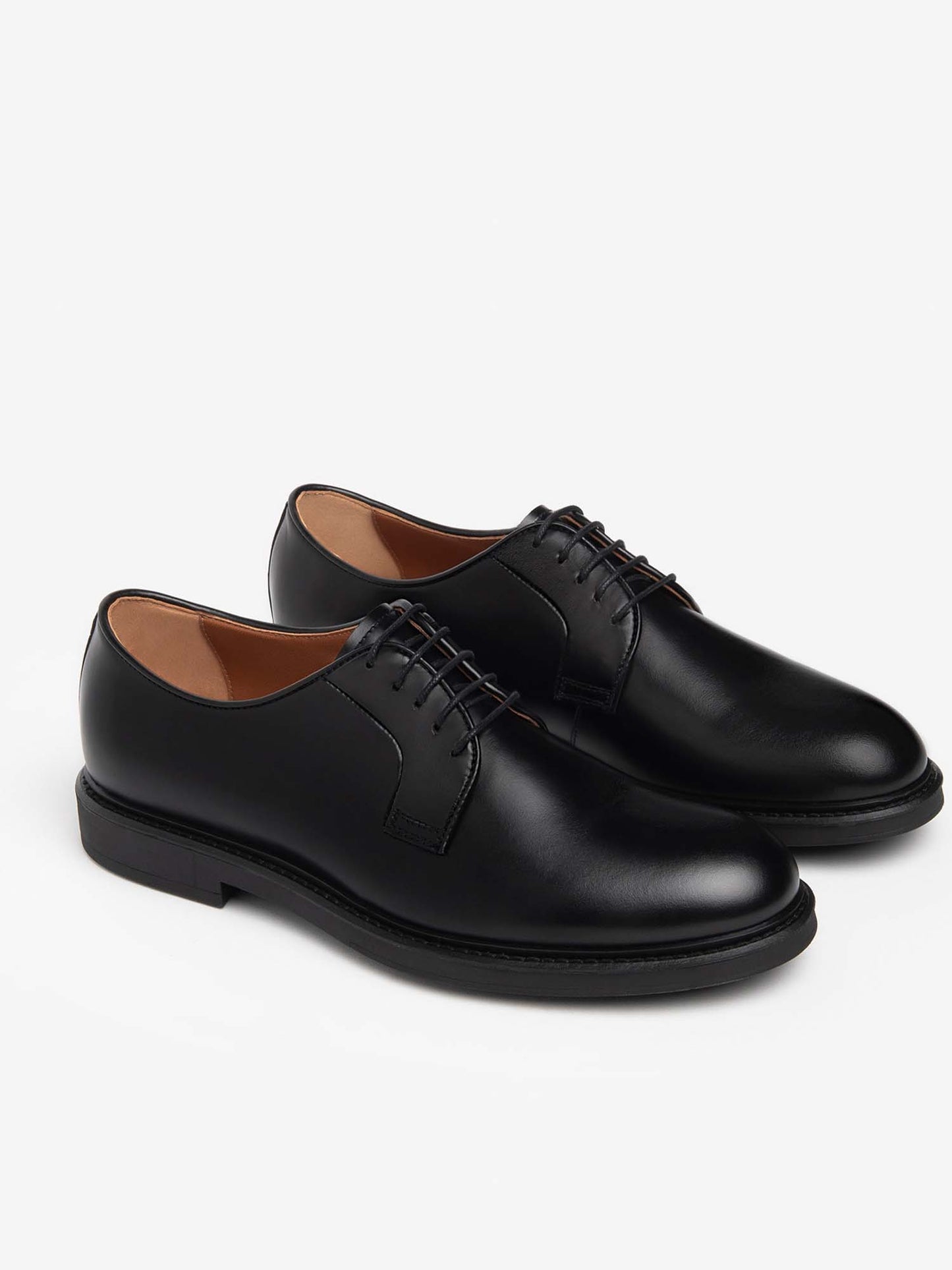 Scarpe stringate Nero Giardini da uomo in pelle nera
