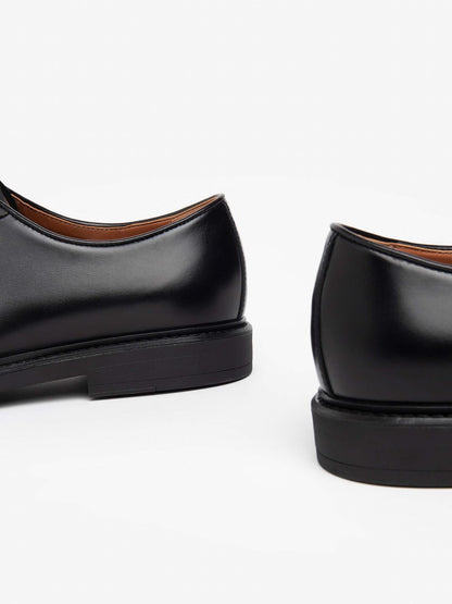 Scarpe stringate Nero Giardini da uomo in pelle nera