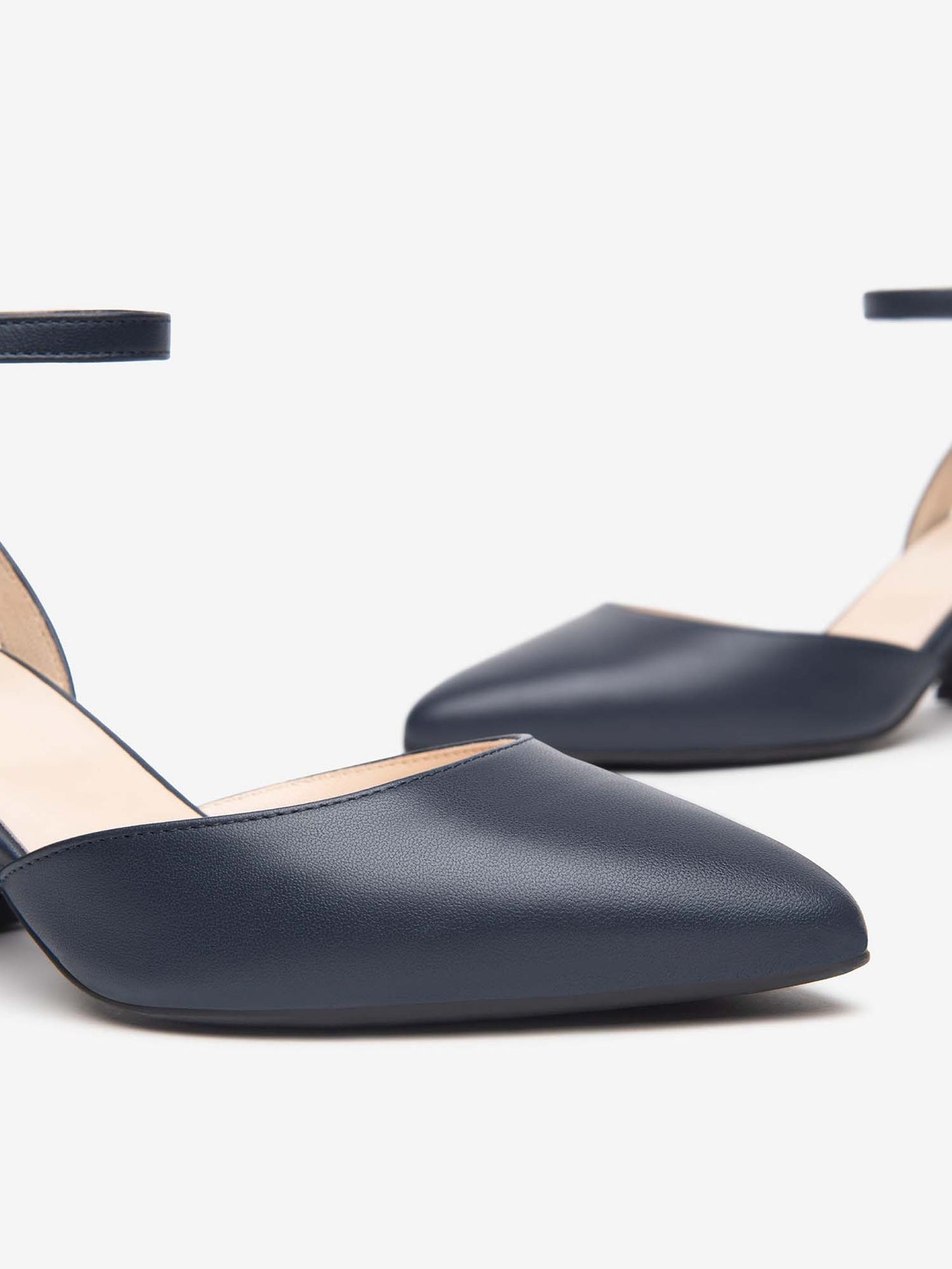 DECOLLETÉ CON FIOCCO NERO GIARDINI DONNA BLU