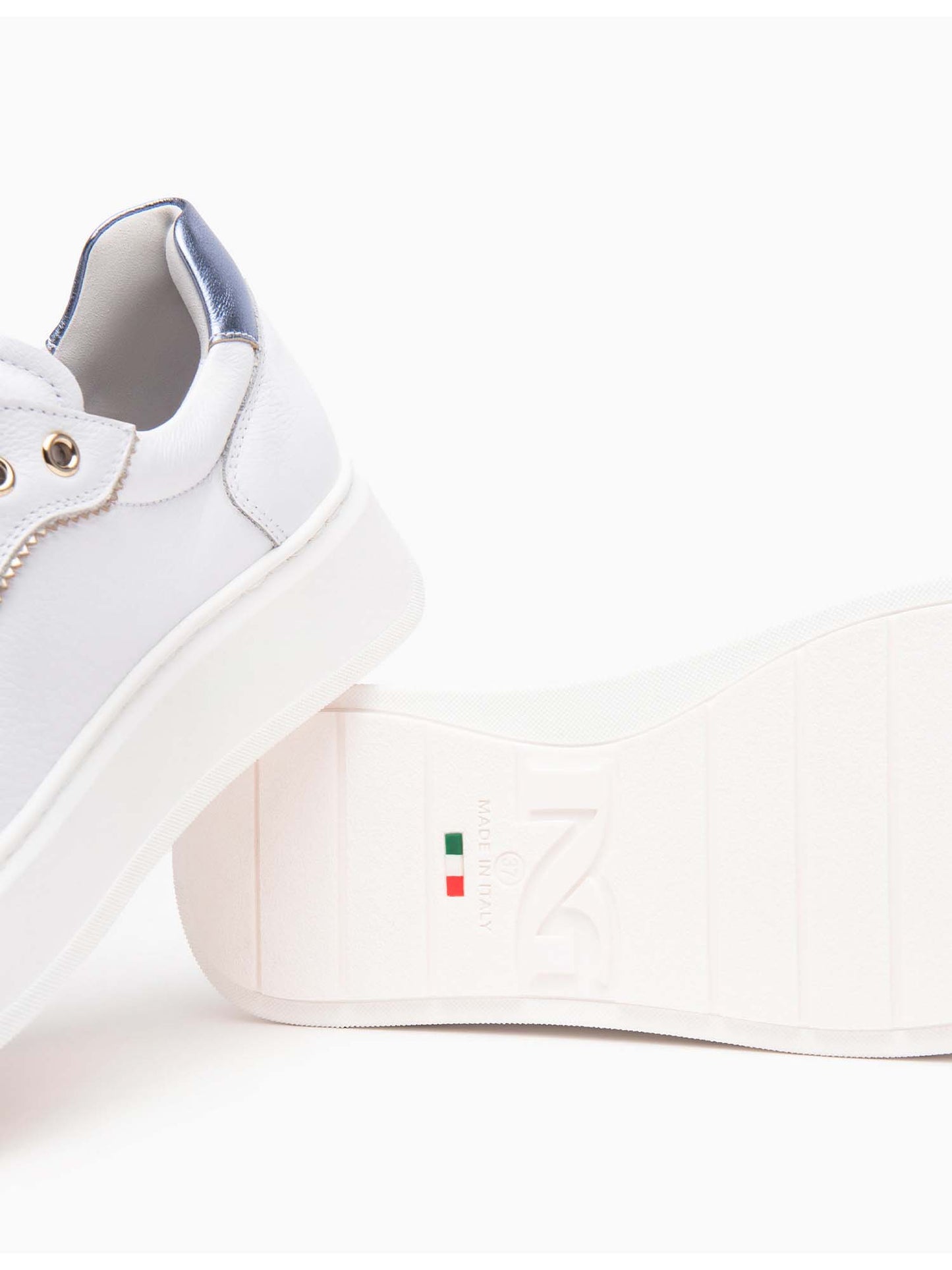 SNEAKERS CON PLATFORM E CHARM NERO GIARDINI DONNA BIANCO CELESTE
