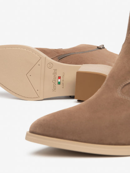 Stivaletto texano da donna Nero Giardini marrone Badia