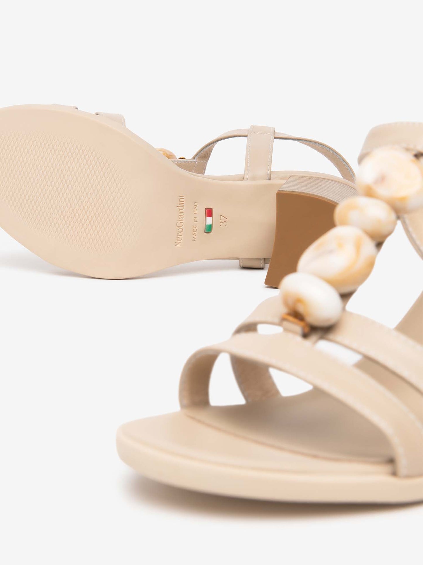 Sandali Nero Giardini Aulla donna beige per l’estate 2026