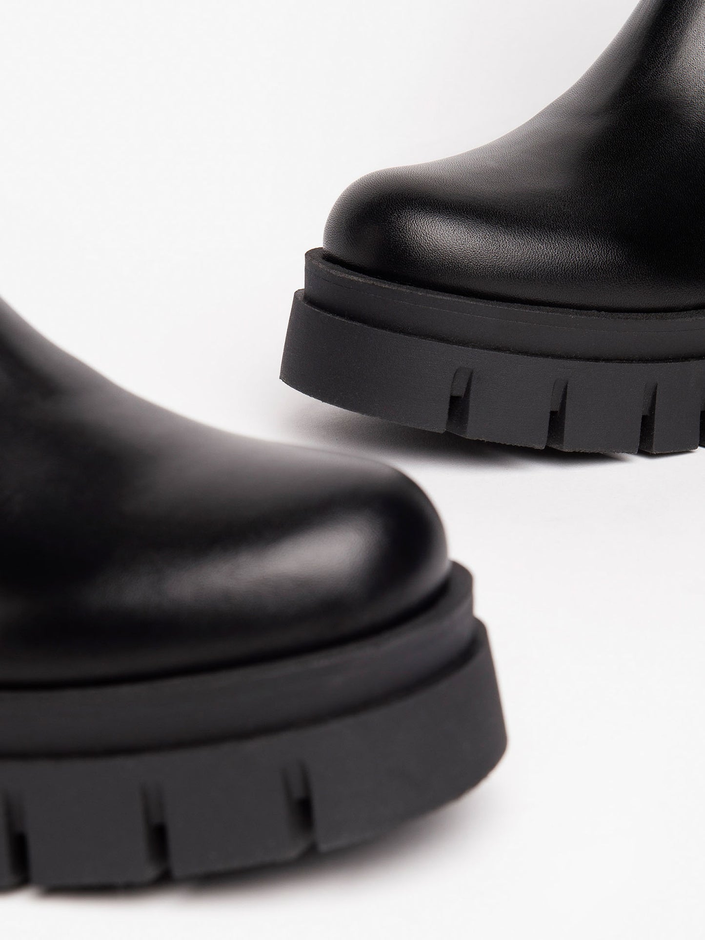 STIVALETTI CHELSEA CON PLATFORM NEROGIARDINI DA DONNA NERO