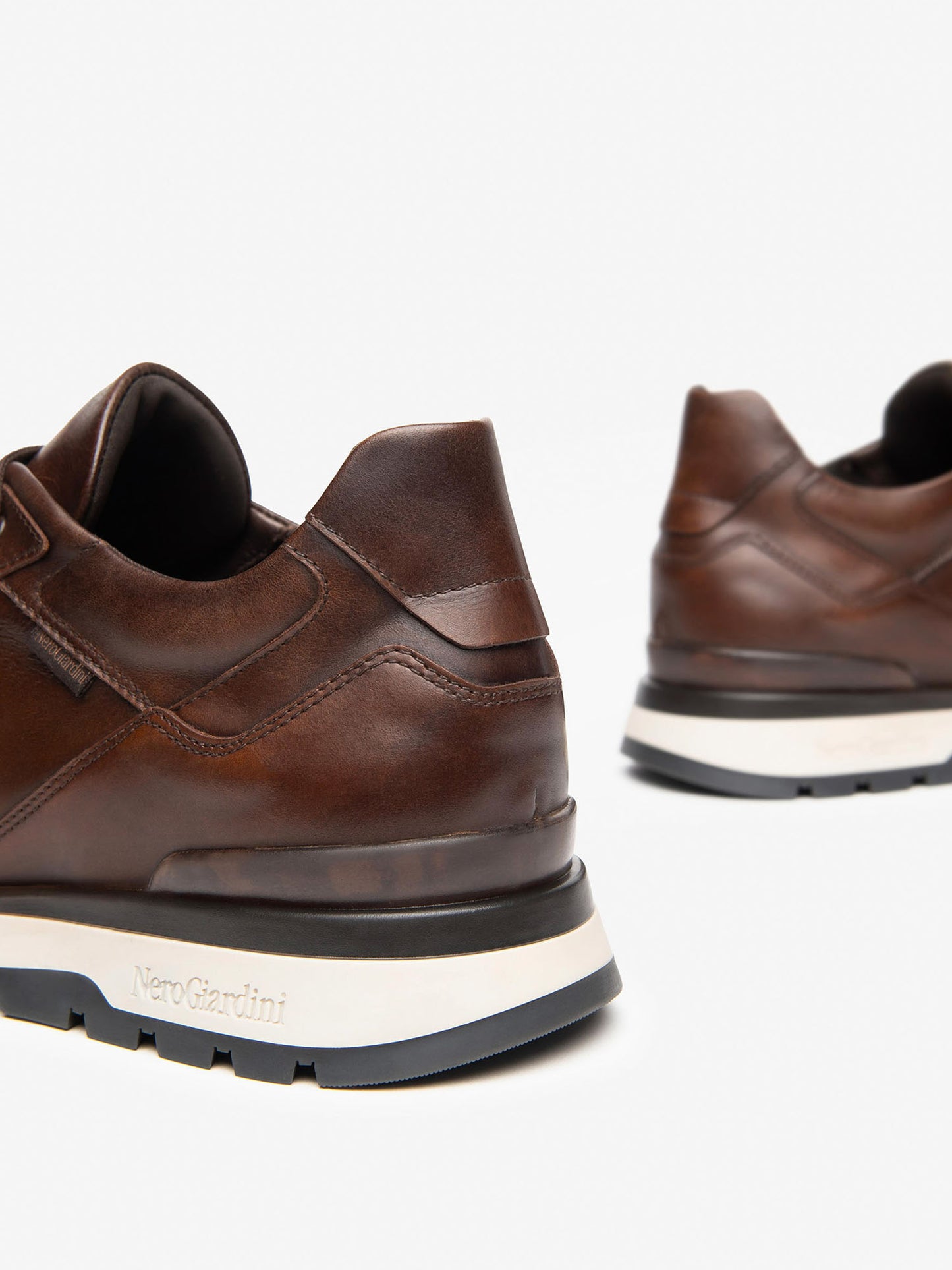 SNEAKERS IN PELLE NeroGiardini DA UOMO MARRONE