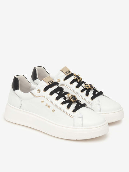SNEAKERS CON CHARM NeroGiardini DA DONNA BIANCO
