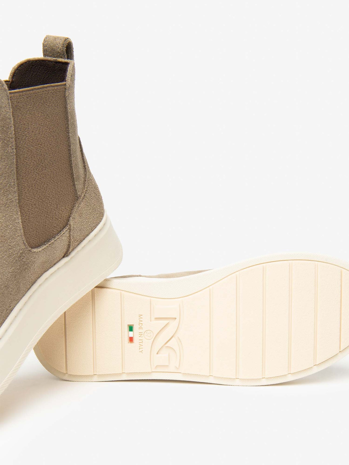 STIVALETTI CHELSEA CON ELASTICO NeroGiardini DA DONNA ARGILLA