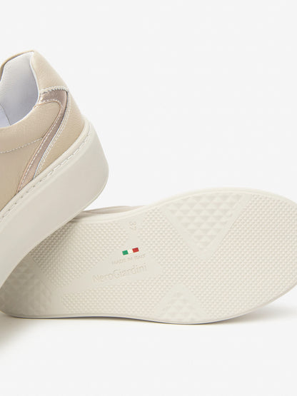 SNEAKERS CON ZIP-LACCI NeroGiardini DA DONNA BEIGE