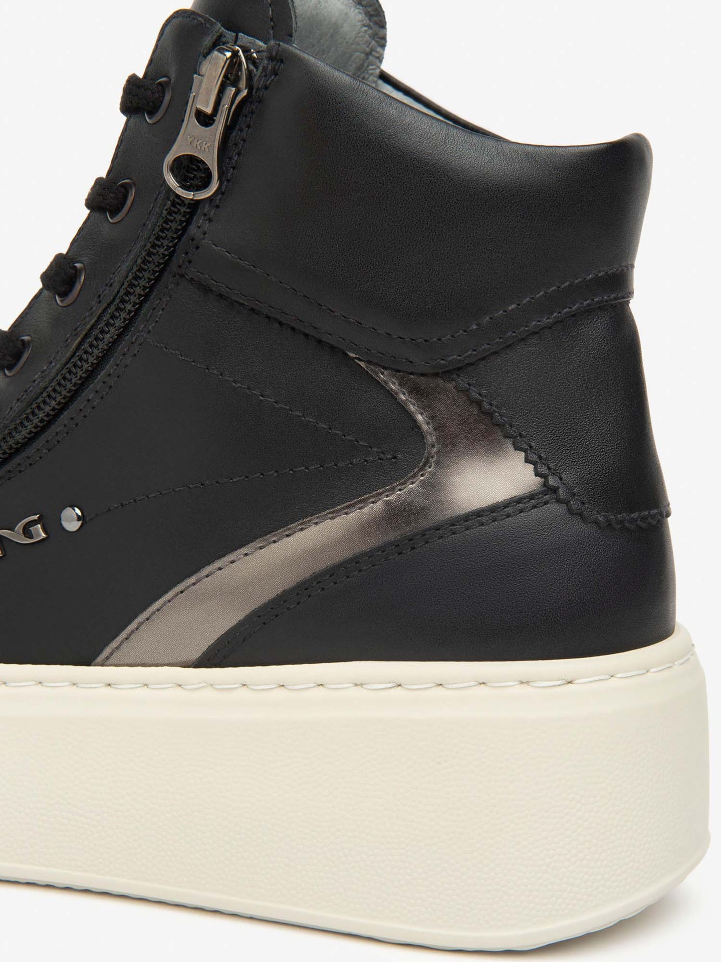 SNEAKERS ALTA ZIP-LACCI NeroGiardini DA DONNA NERO