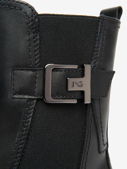 STIVALETTI CHELSEA CON ELASTICO E ZIP NeroGiardini DA DONNA NERO