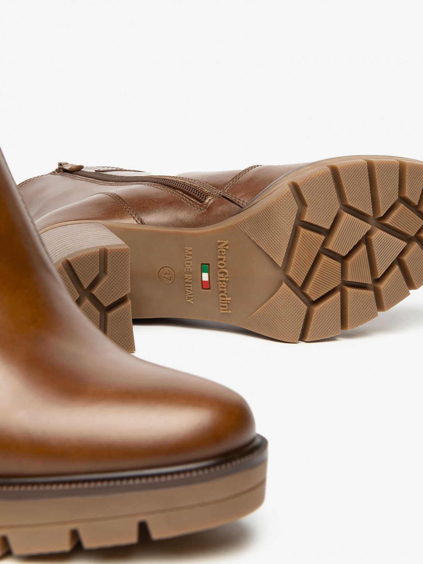 NERO GIARDINI STIVAL