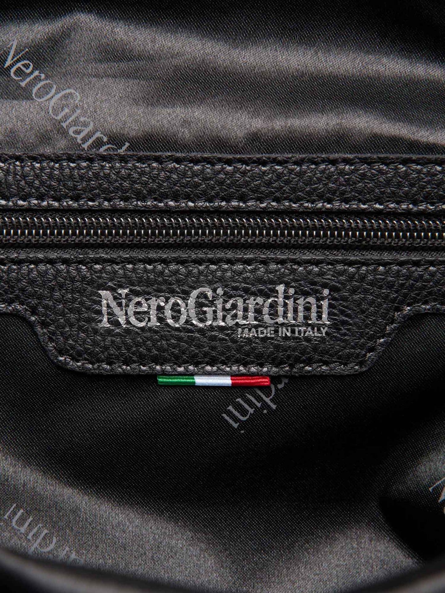 ZAINO NERO GIARDINI DA DONNA NERO