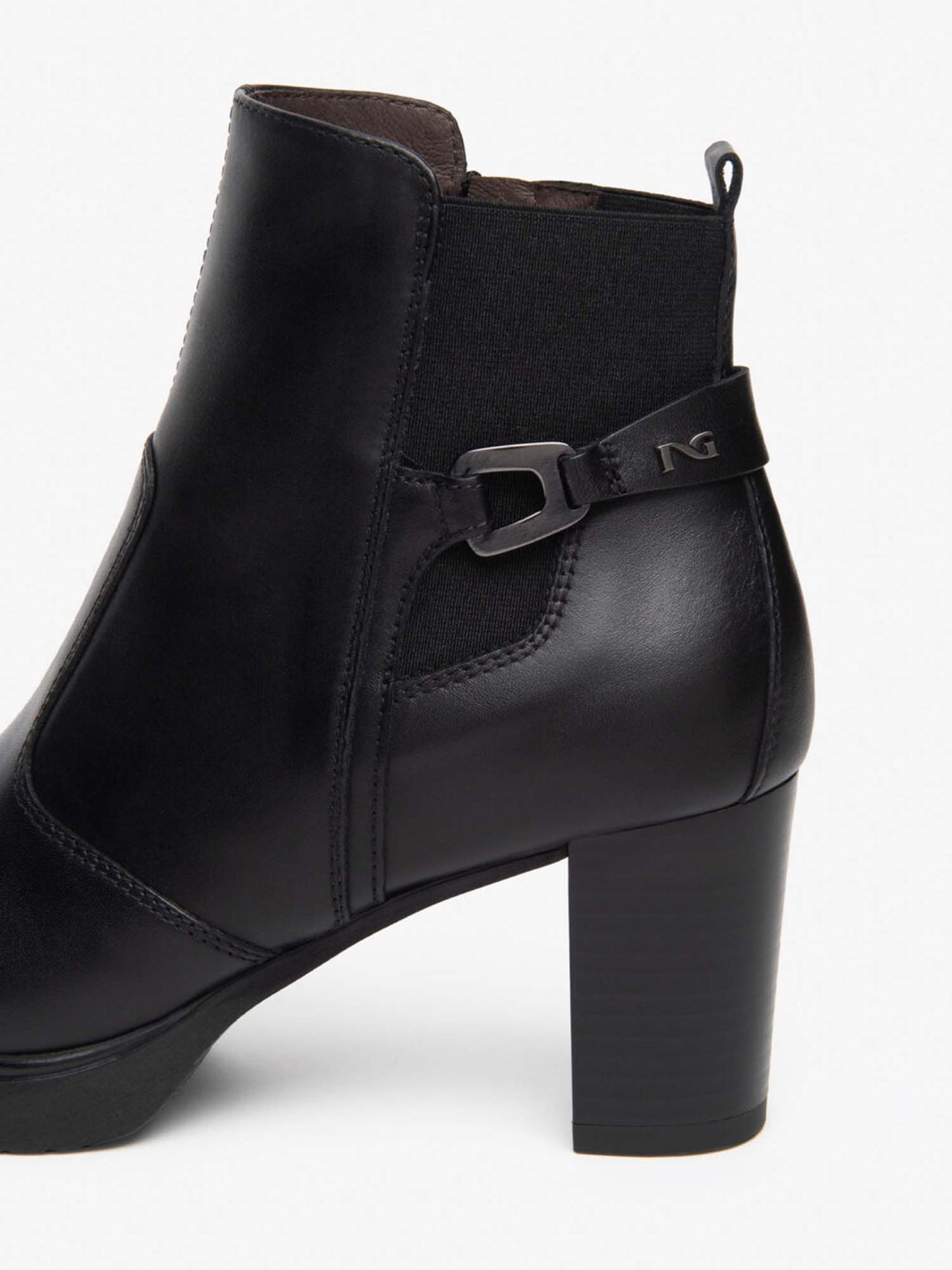 Nero Giardini I6 17260 D 100, stivali da donna neri