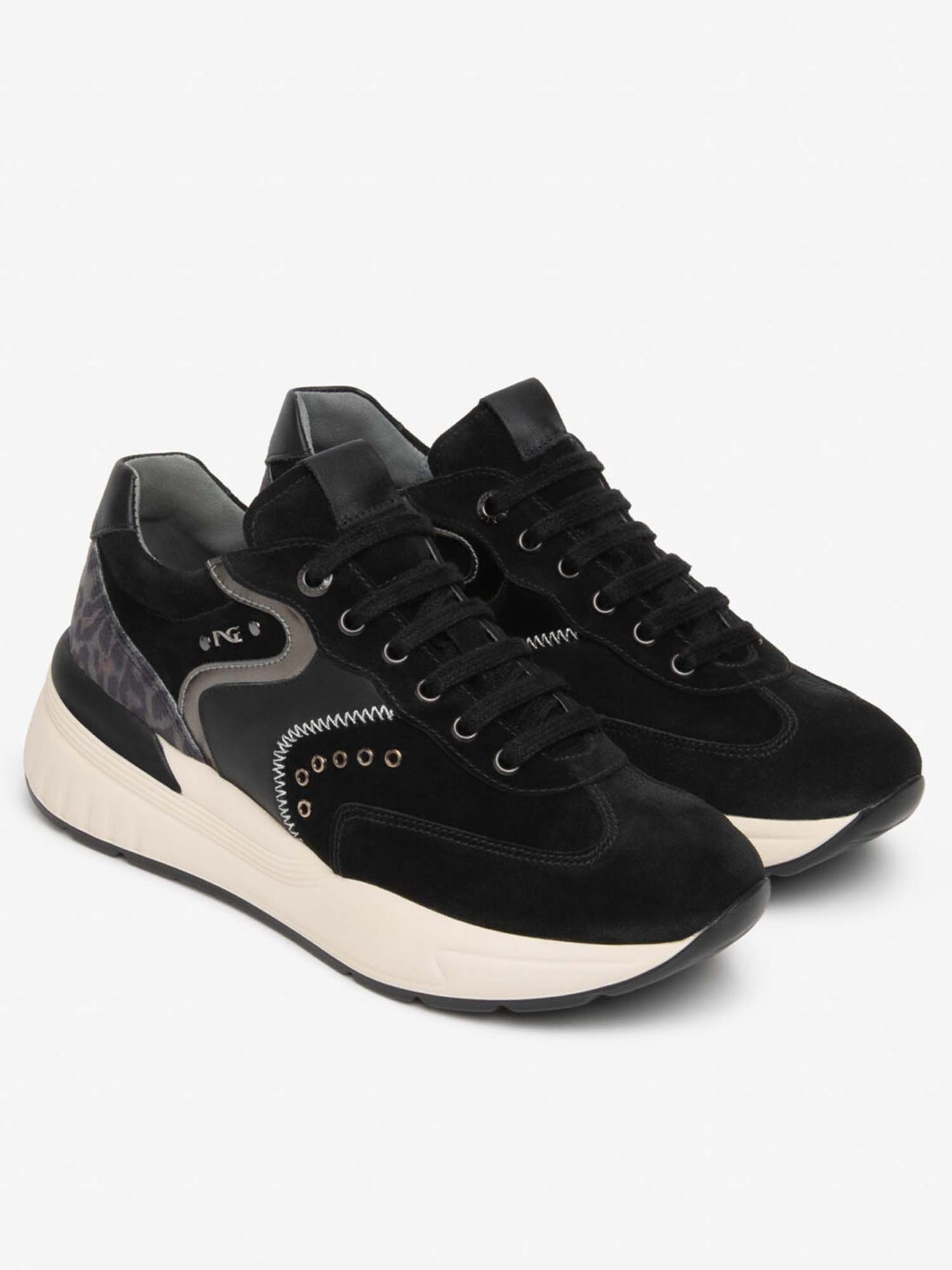 Nero Giardini String, sneakers da donna nere