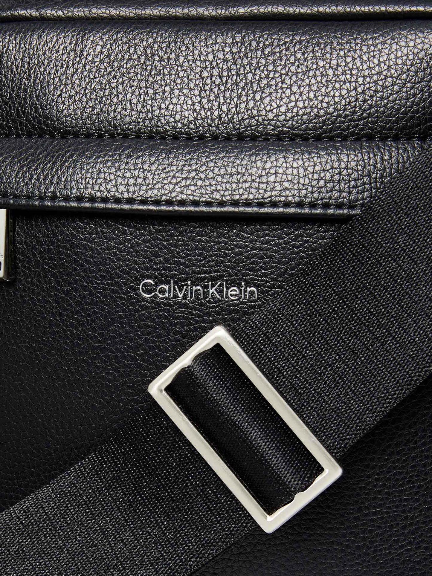 TRACOLLA RAISED REPORTER CALVIN KLEIN UOMO NERO