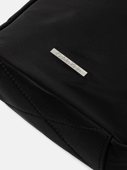 TRACOLLA SLEEK NYLON REPOR CALVIN KLEIN UOMO NERO