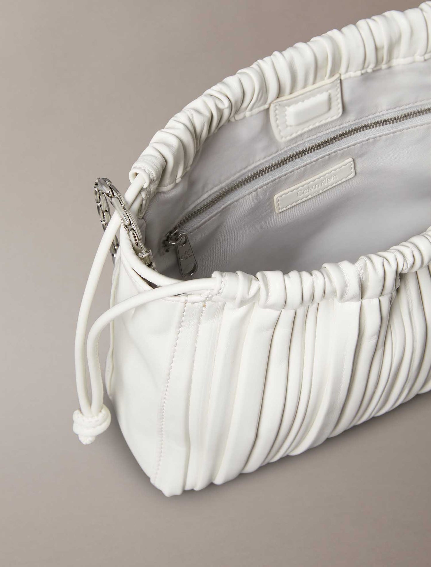 BORSA DRAWSTRING PLISSE CALVIN KLEIN DA DONNA BIANCO
