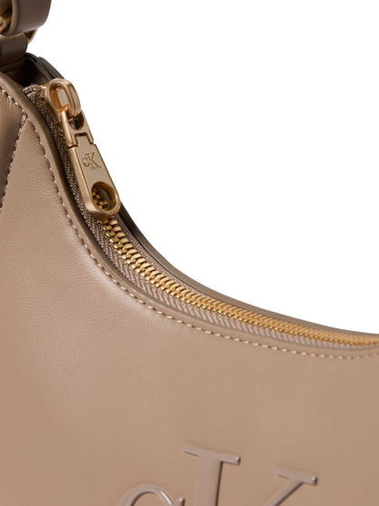 Calvin Klein Bold Shoulder Bag, borsa mezza luna beige da donna