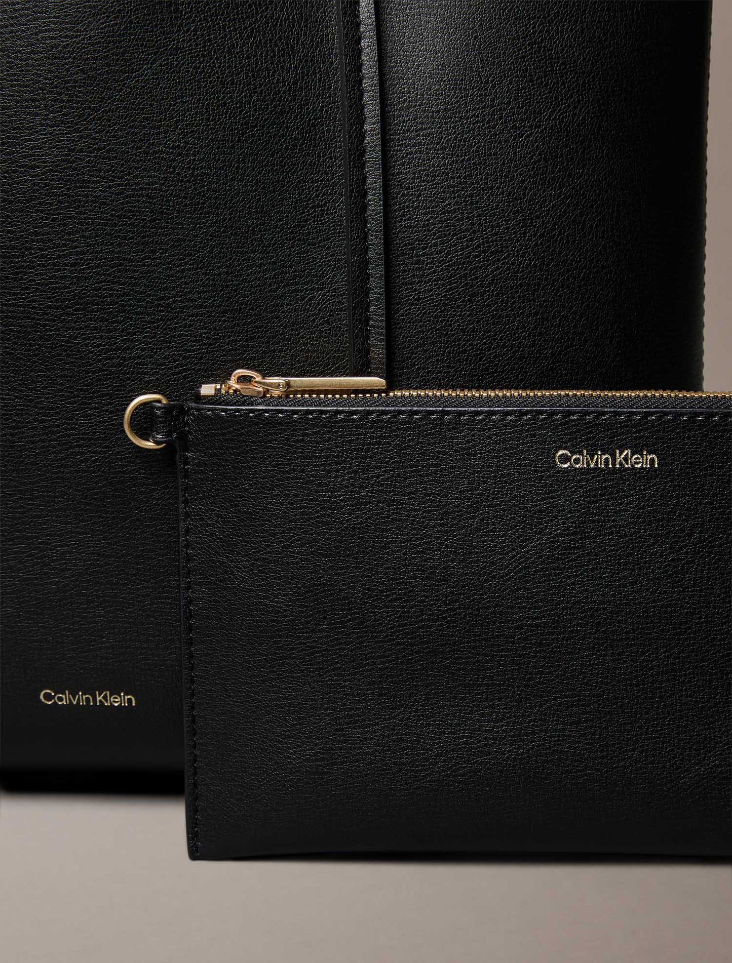 Calvin Klein Logo Small Tote, borsa tote nera da donna