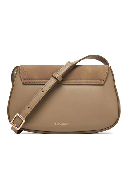 Calvin Klein Brushed Flap Camera Bag, borsa fango da donna