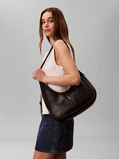 Calvin Klein Bold Crescent, borsa hobo mezza luna nera da donna