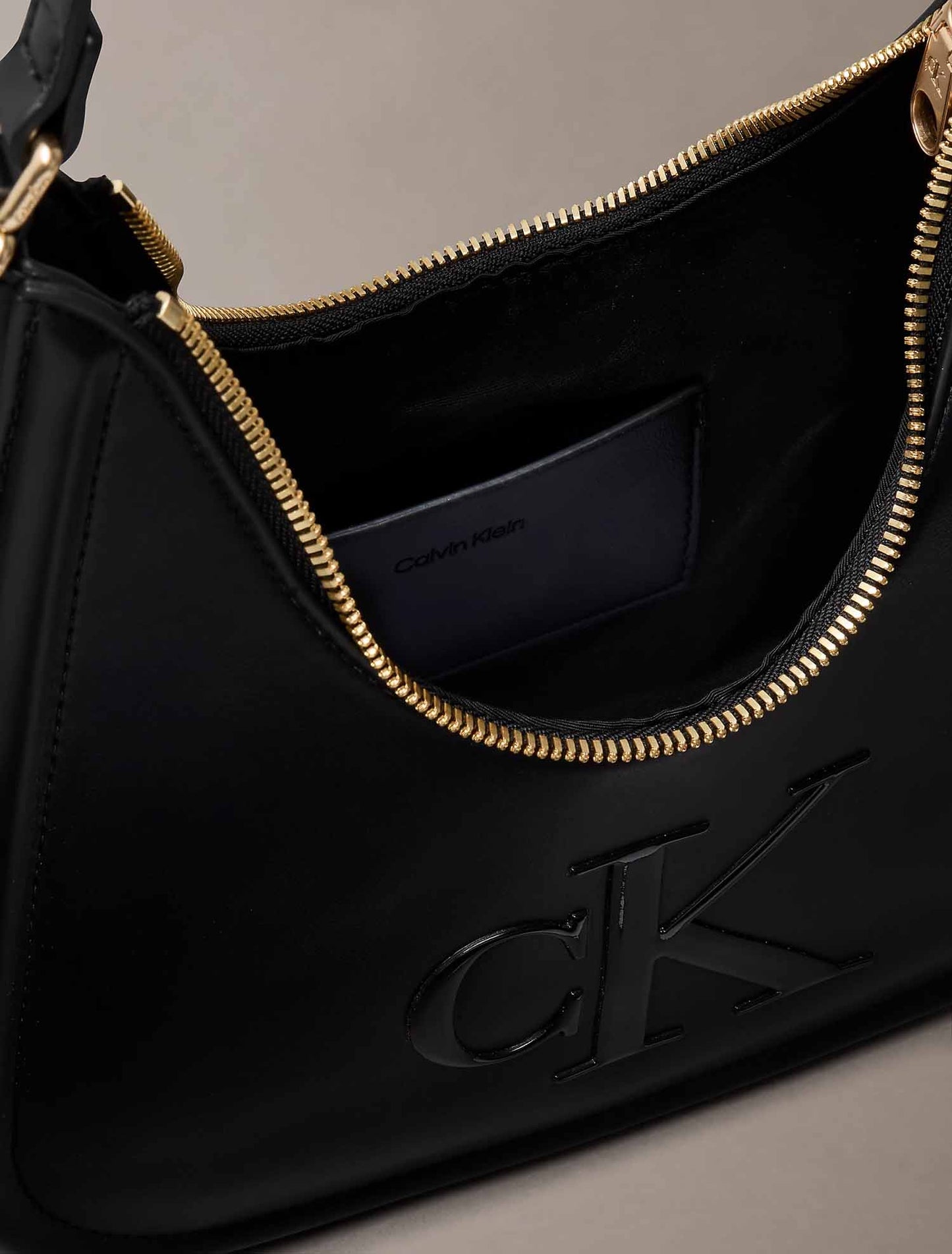 Calvin Klein Bold Ck Small Crescent Bag, borsa da unisex adulto nera