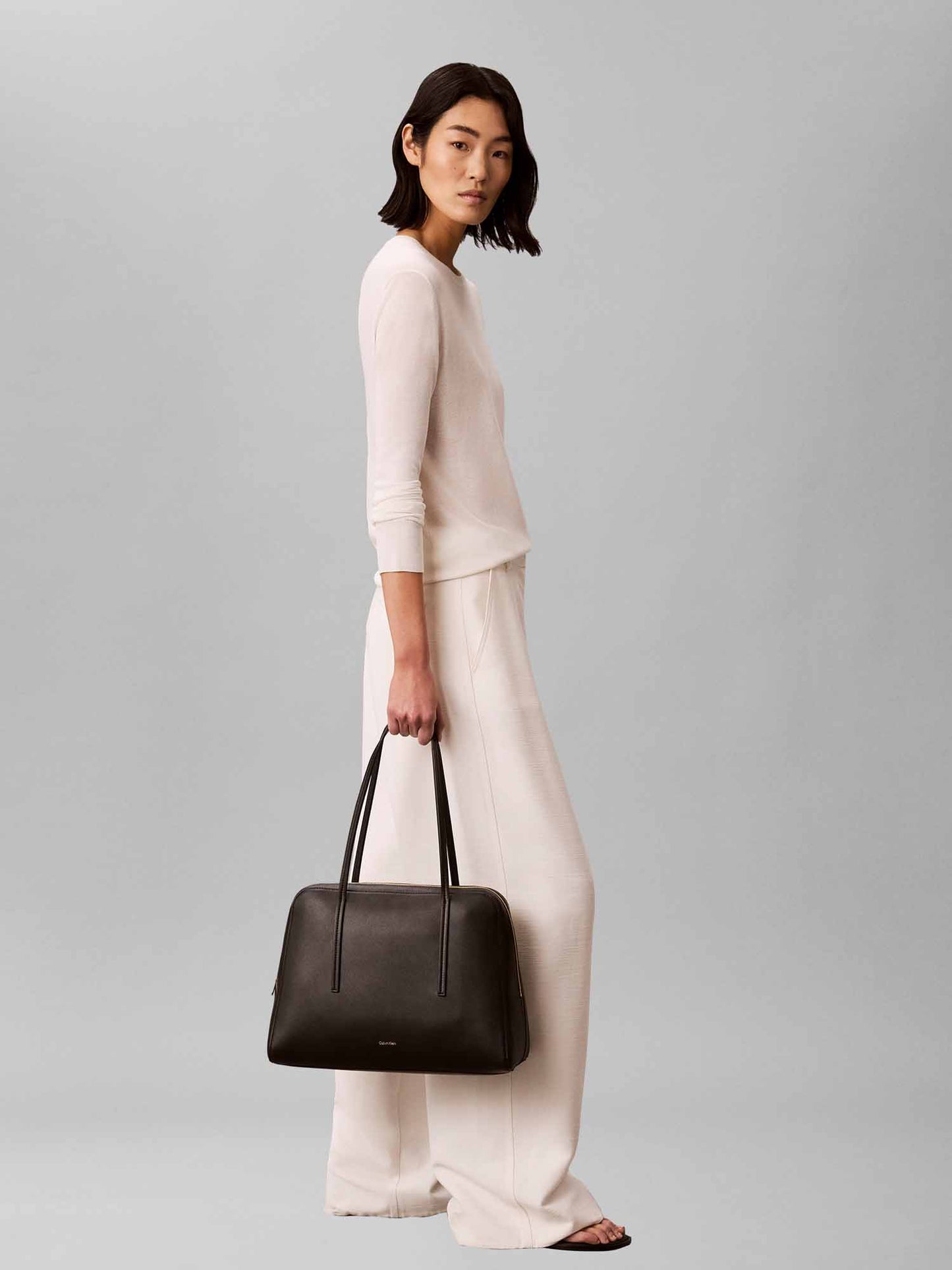 Calvin Klein Foil Logo Bowling, borsa da unisex adulto nera