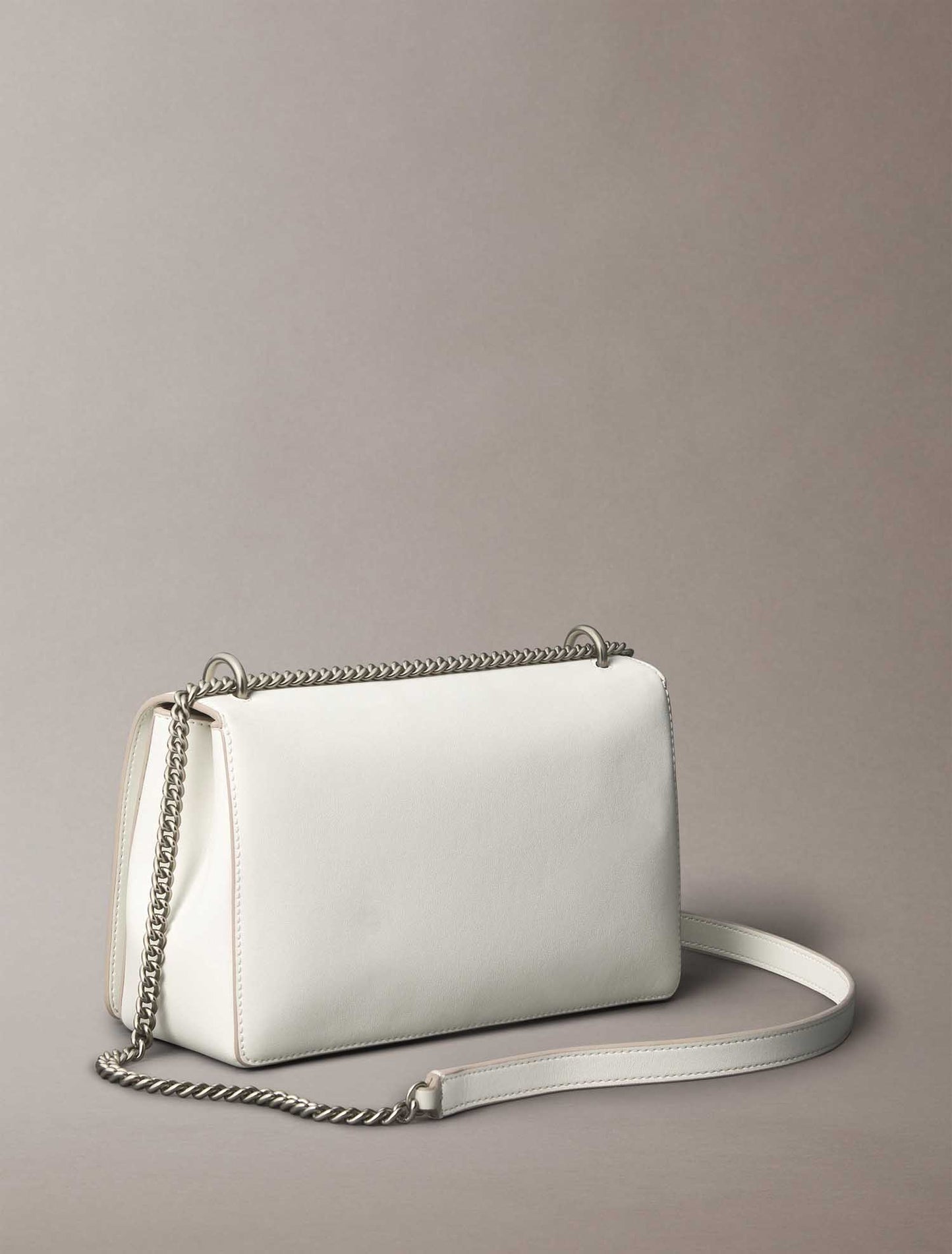 CK SCULPTED FLAP