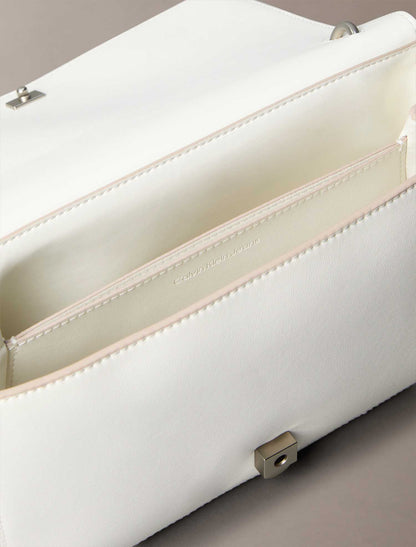 CK SCULPTED FLAP