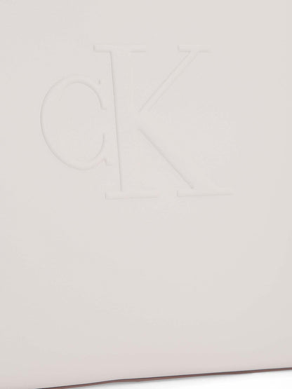 CK SCULPTED SLIM TOT