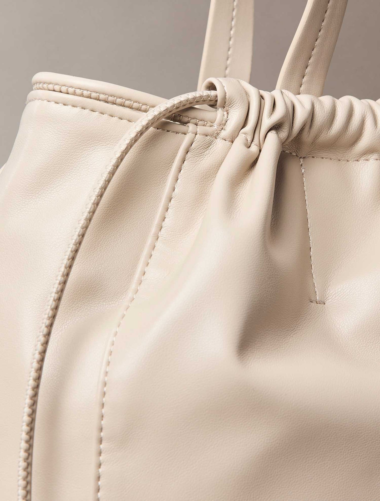 CK DRAWSTRING TOTE