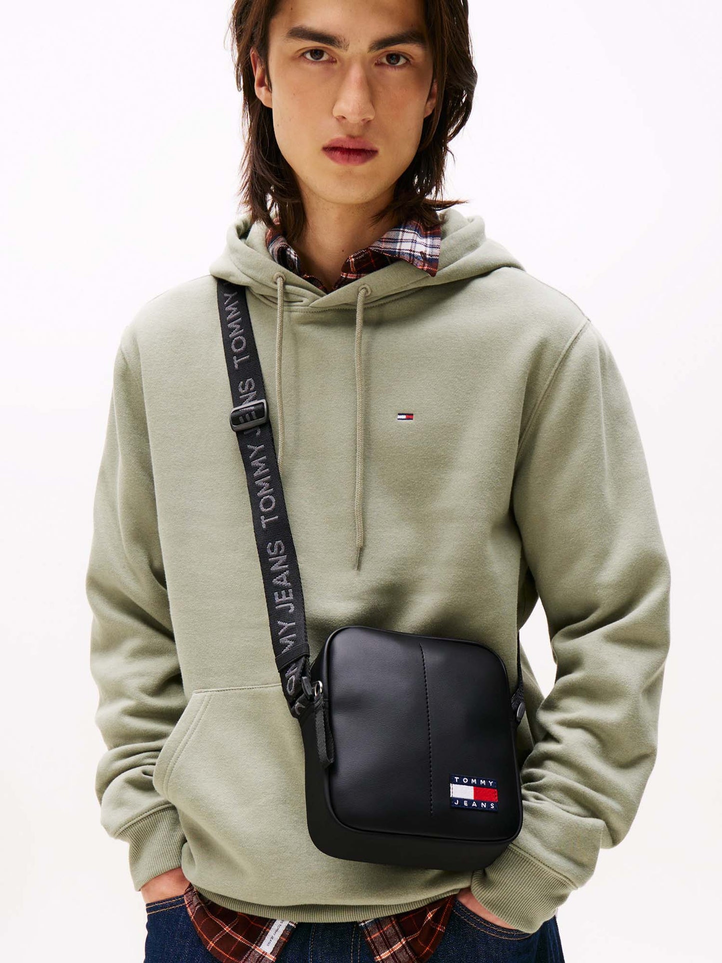 TRACOLLA REPORTER TOMMY JEANS UOMO NERO