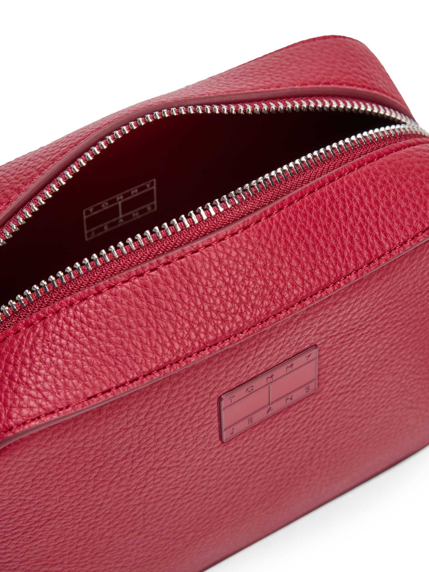 TOMMY H. MUST CAMERA