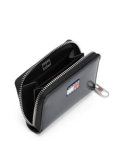 PORTAFOGLIO NERO TOMMY JEANS PICCOLO CON ZIP DA DONNA