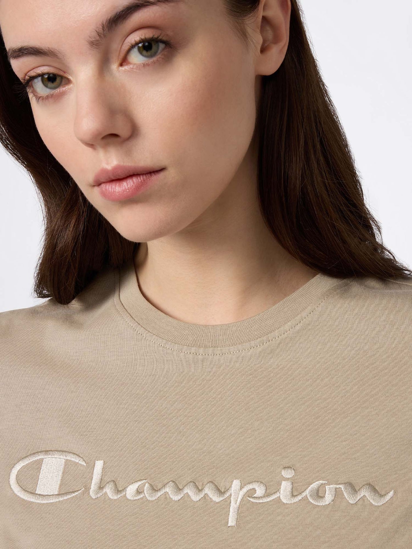 T-shirt basic Champion a maniche corte beige da donna