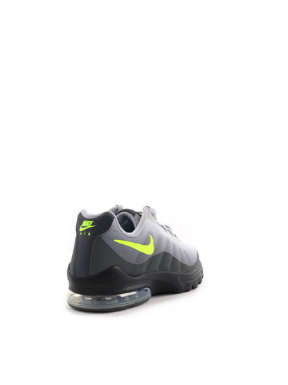 Nike Air Max Invigor, sneakers unisex bambino grigie con Air Max