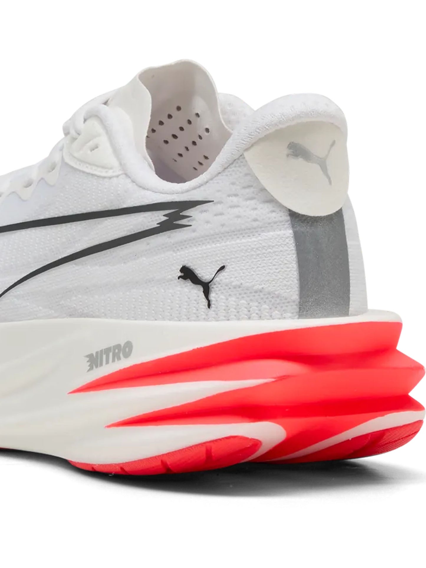 Puma Deviate Pure Nitro, scarpe da donna bianche