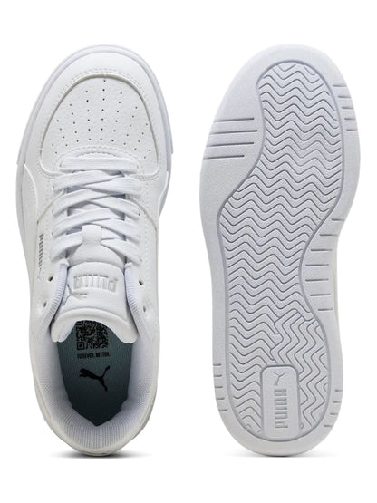 Sneakers Puma Caven III per bambino unisex in bianco dallo stile rétro