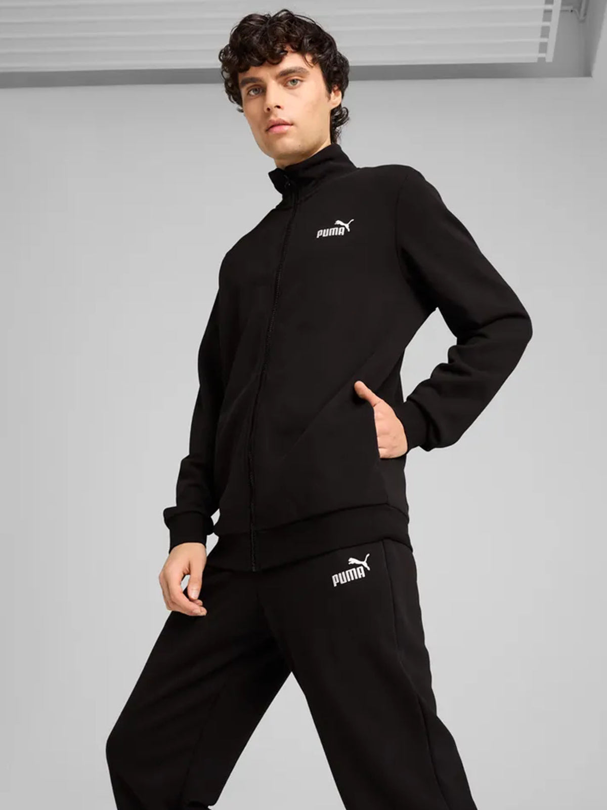 Puma tuta ft da uomo nero
