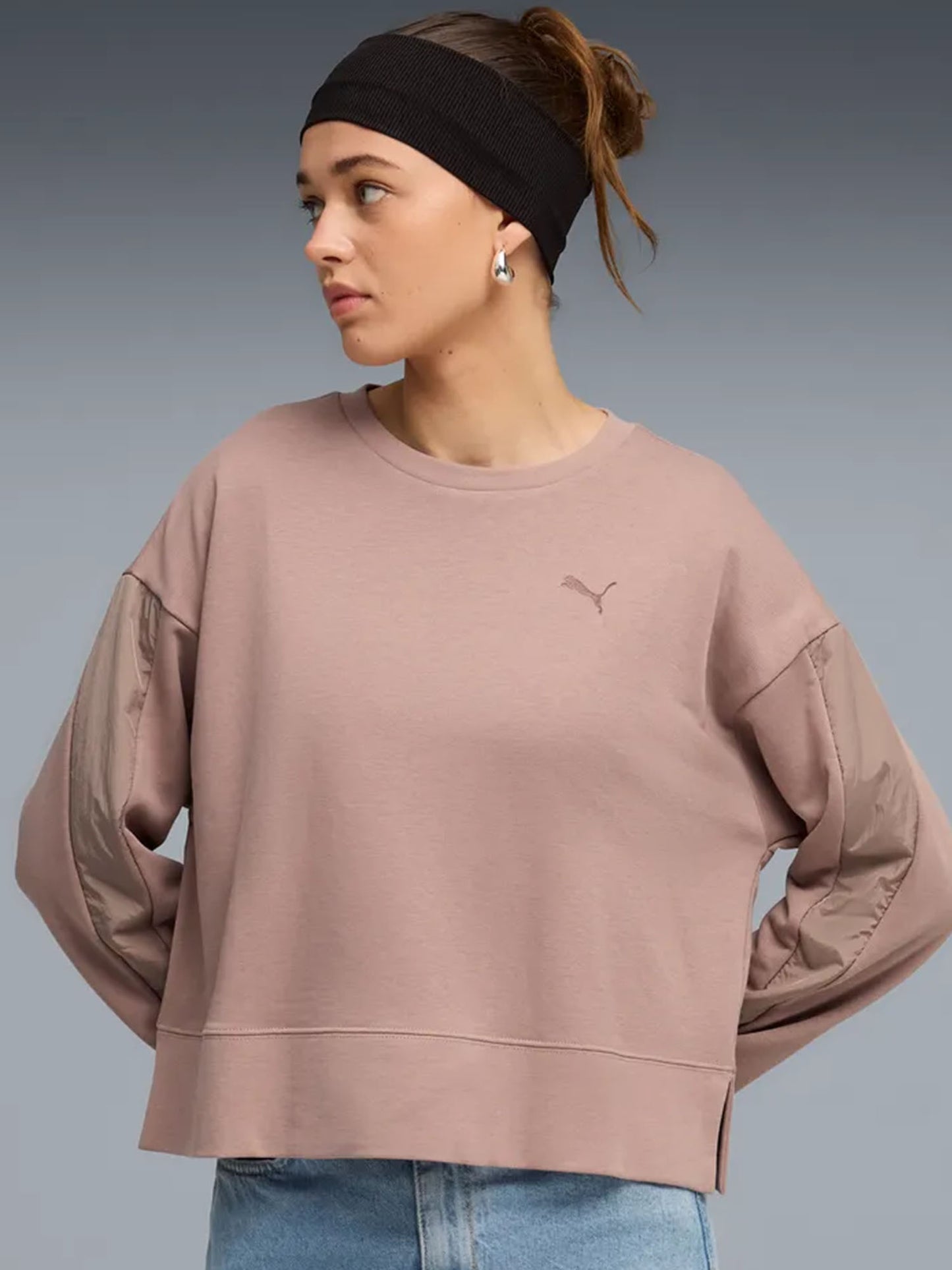 Felpa donna Puma in poliestere viola dal design casual e confortevole