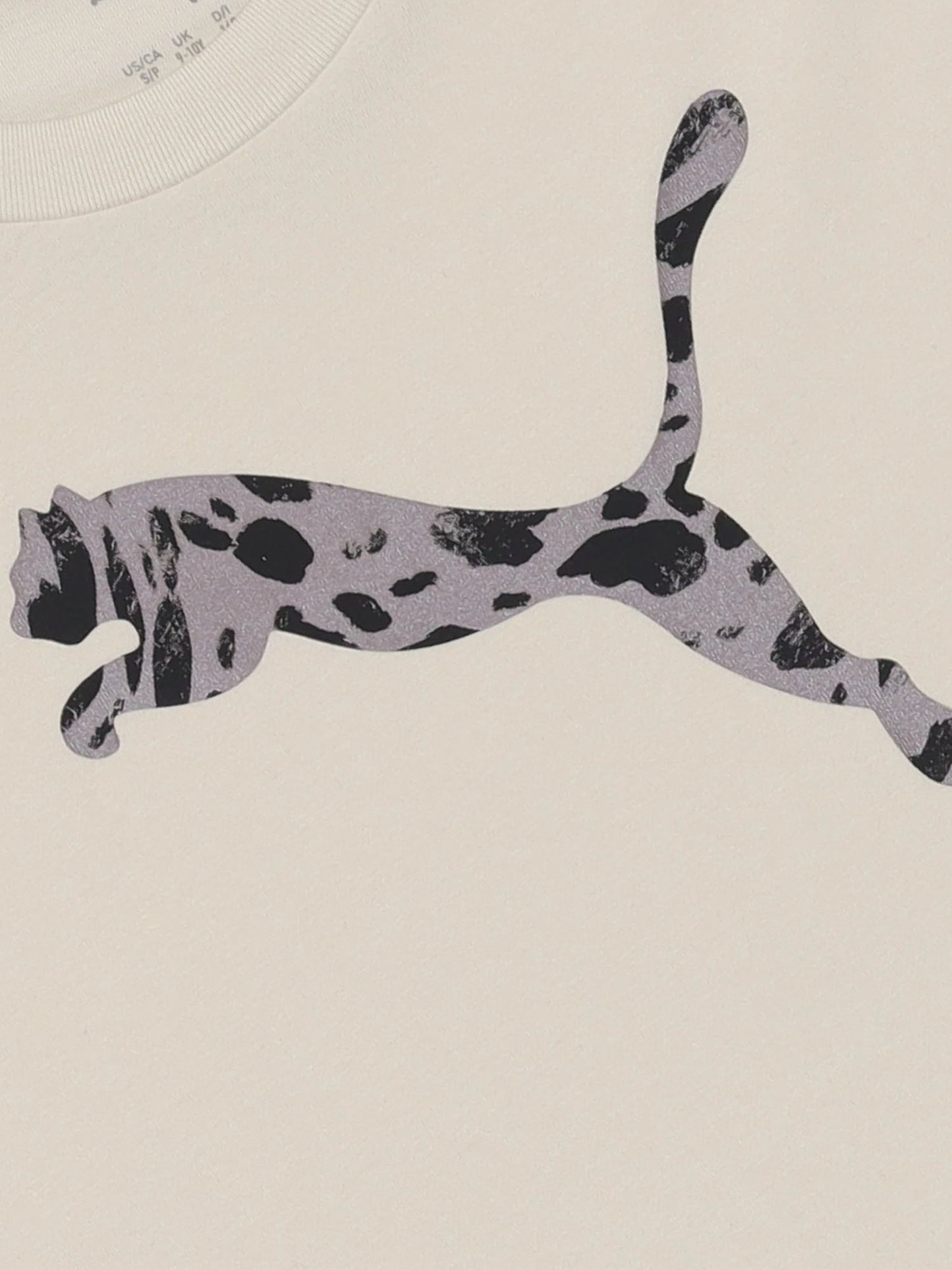 T-shirt bimbo/a Puma in colore panna versatile e comoda