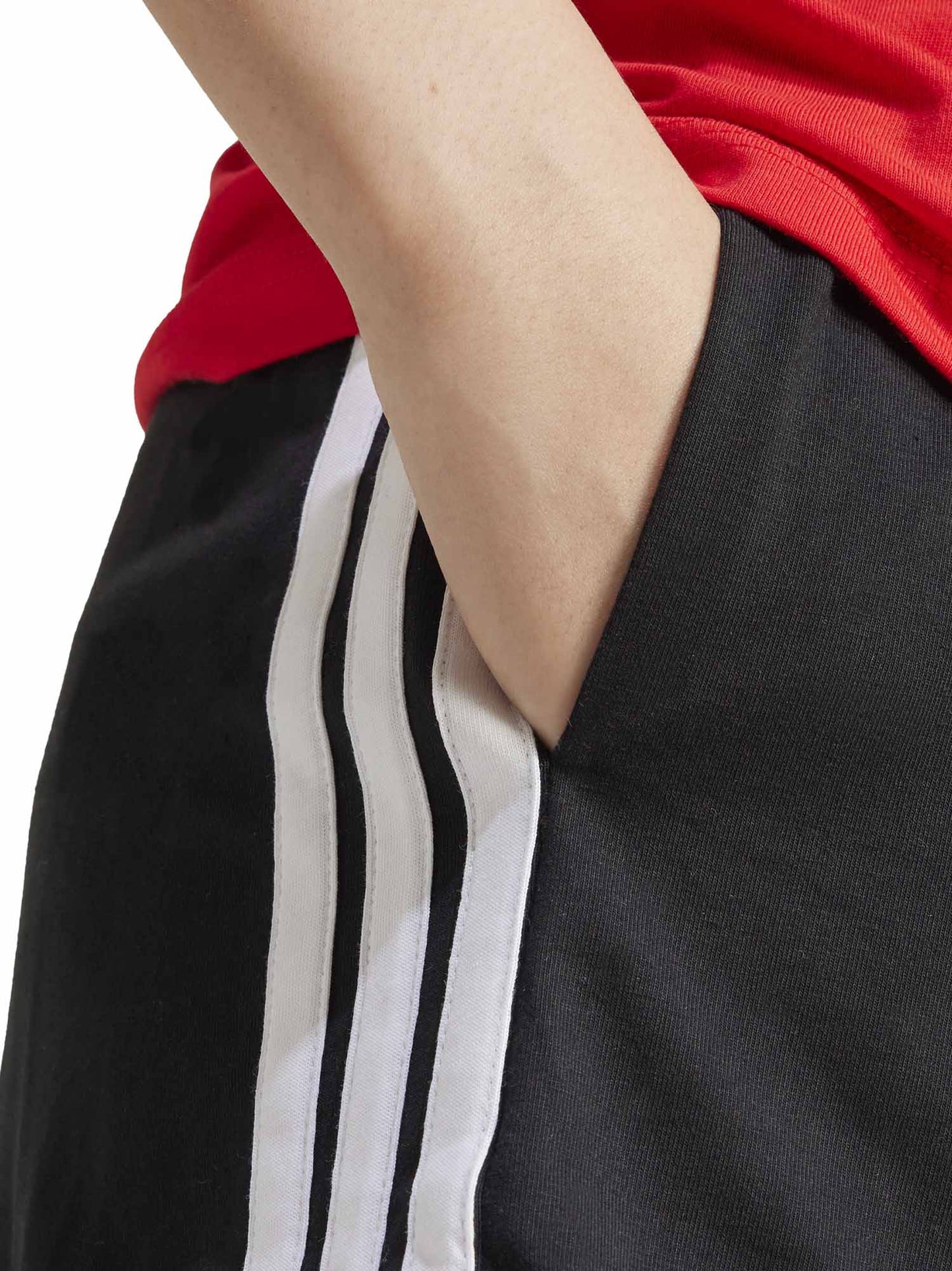 Shorts Essentials 3-Stripes adidas da donna in cotone nero