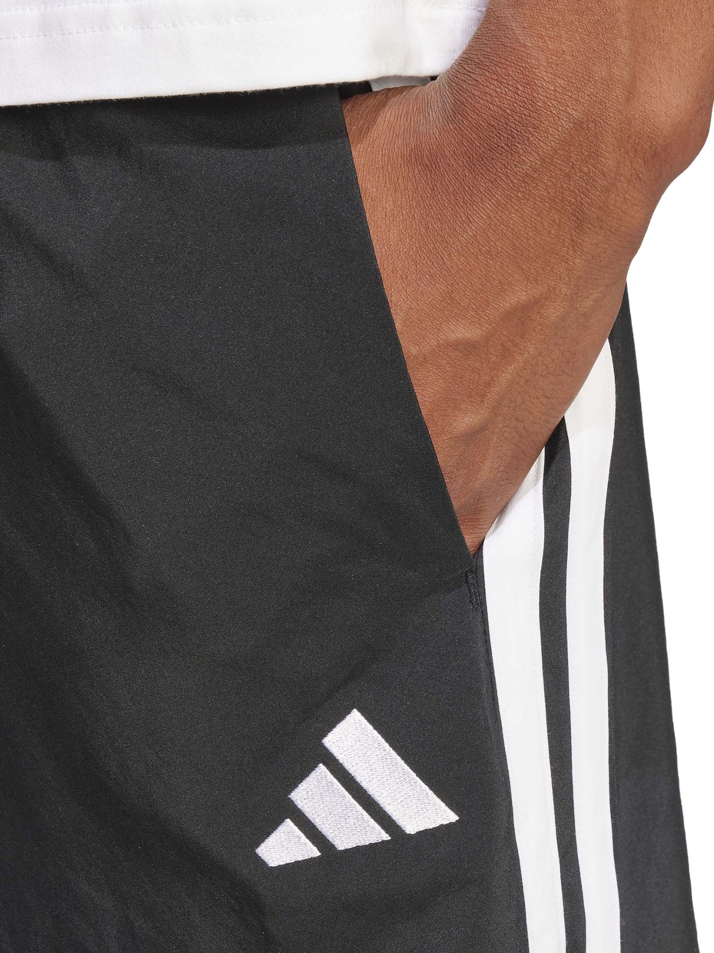 SHORT ESSENTIALS CHELSEA ADIDAS UOMO NERO