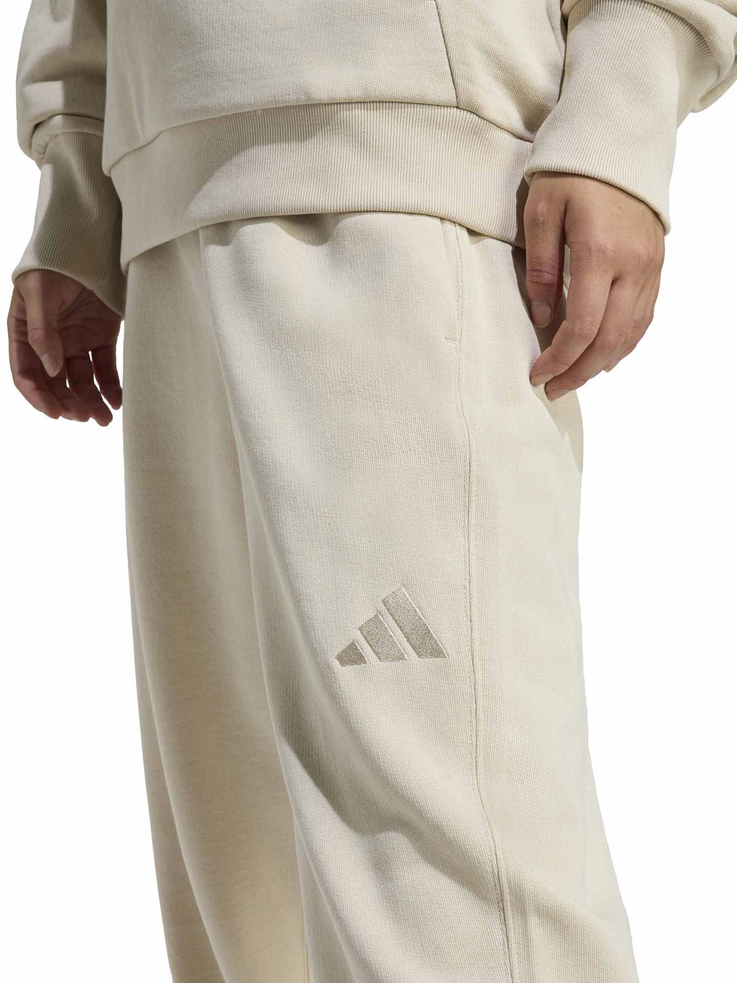 Pantaloni sportivi beige da donna Adidas in cotone French terry
