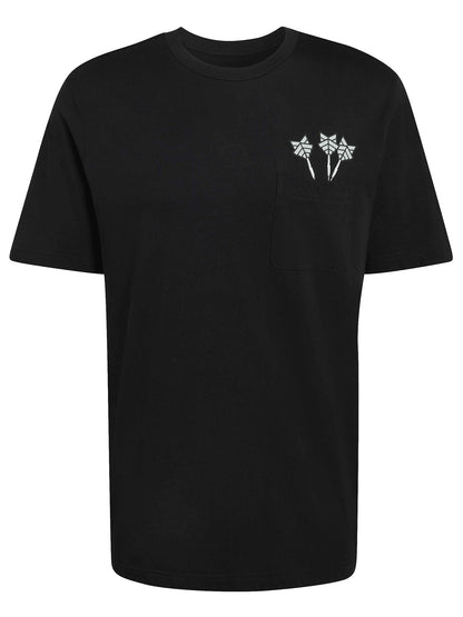 T-shirt nera Adidas con grafica freccette da uomo