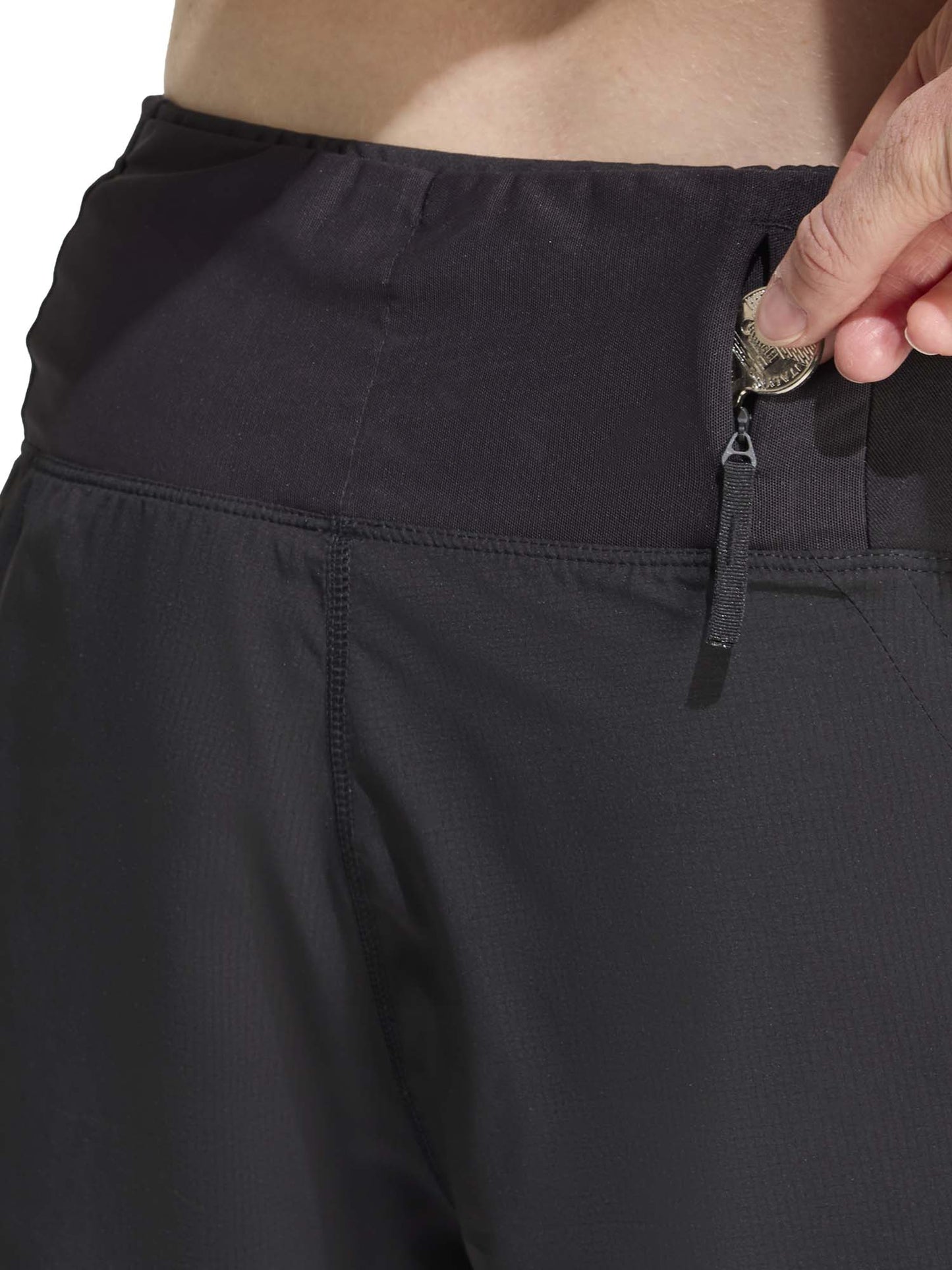 Shorts running adi365 Formotion 2in1 neri da donna