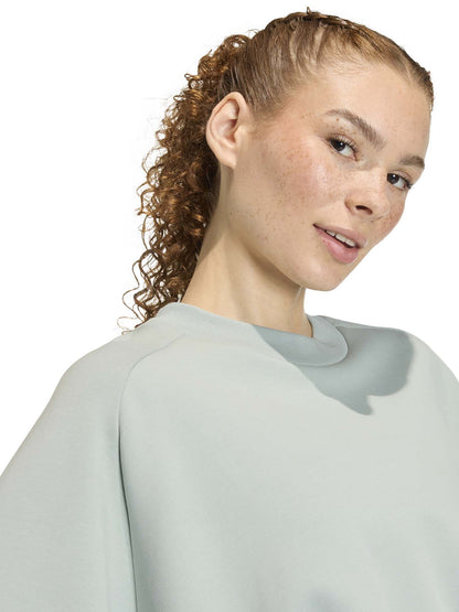 Felpa cropped verde Soft Lux di Adidas da donna con girocollo