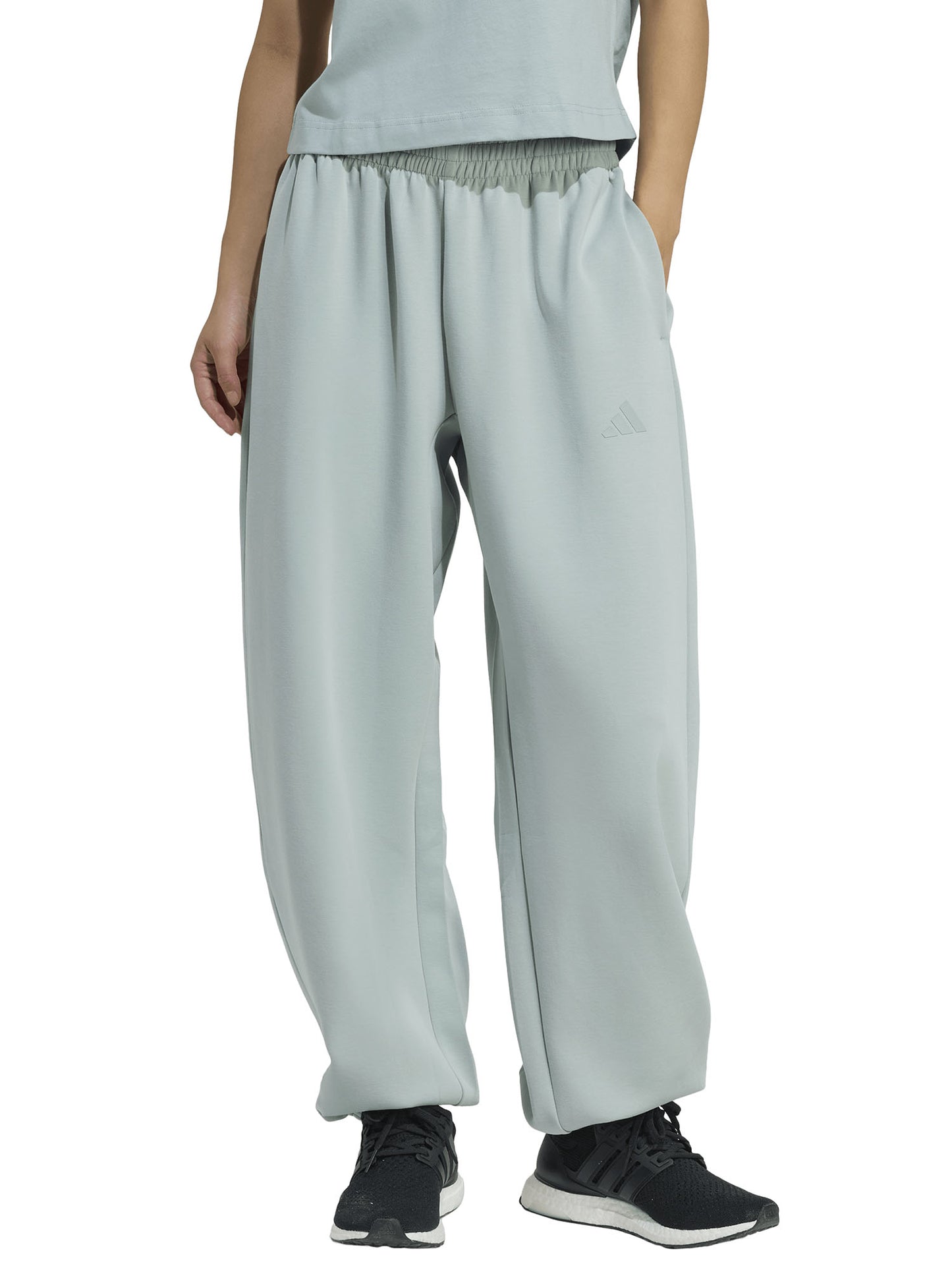 Pantaloni sportivi Balloon Soft Lux verdi da donna Adidas