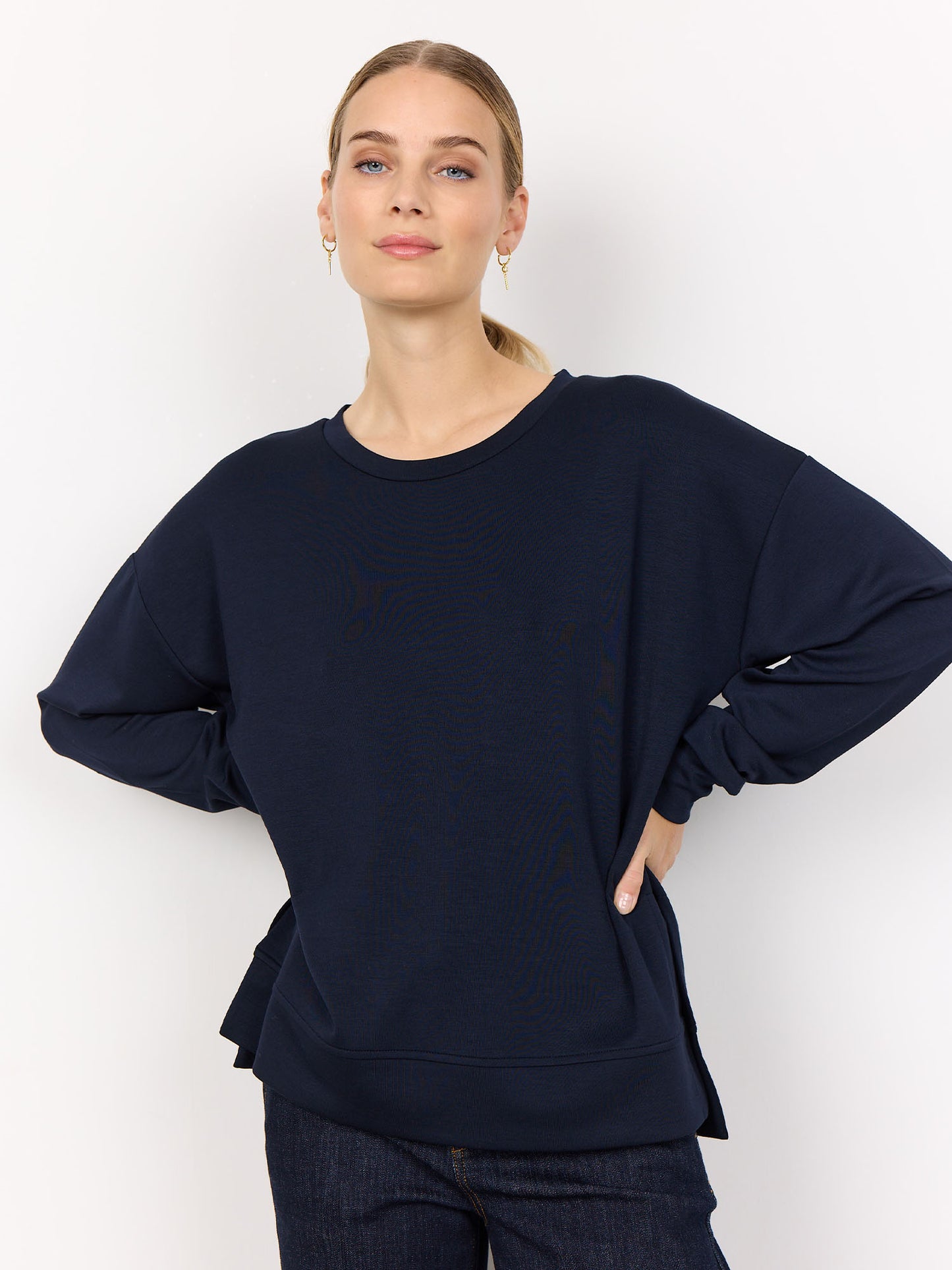Felpa blu Soyaconcept Basic da donna con girocollo